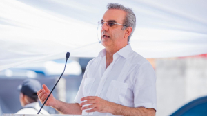 Presidente Abinader anuncia construcción del Mercado Binacional en Jimaní